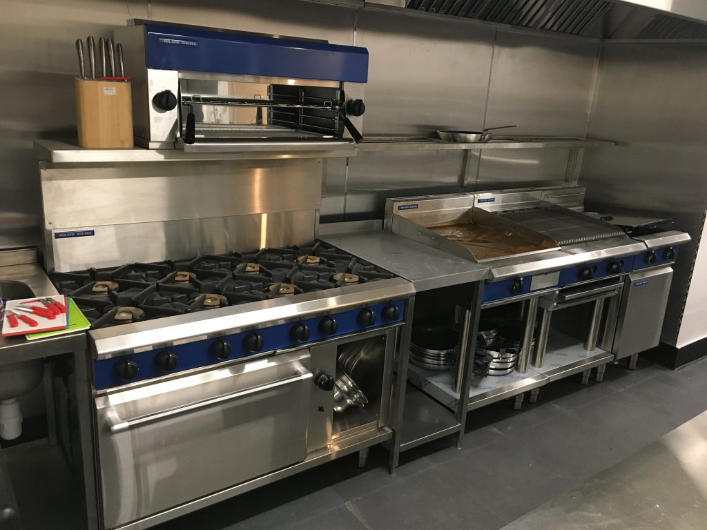 Santa Marina Cooker in kitchen